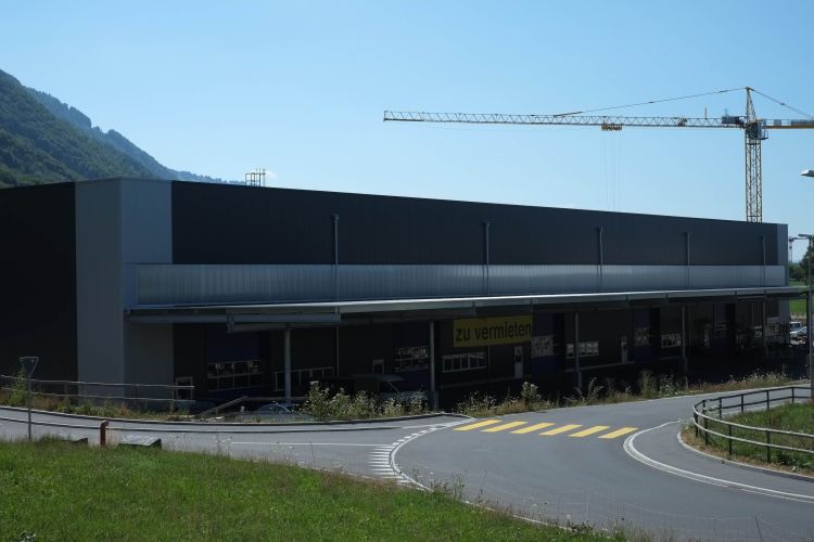 images/inhaltsbilder/glaentern-center-impressionen/neubau-gewerbehallen-glaentern-an-der-gewerbestrasse-in-reichenburg00000.jpg